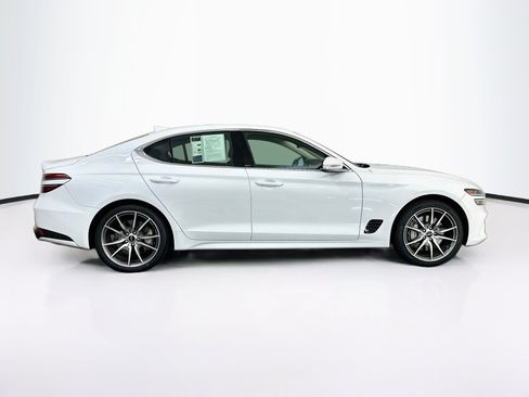 Used 2025 Genesis G70 2.5T AWD/4WD image 10