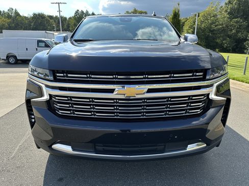 Used 2023 Chevrolet Tahoe Premier RWD image 4