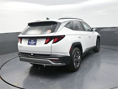 New 2026 Hyundai Tucson SEL image 8
