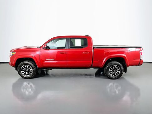 Used 2021 Toyota Tacoma TRD Sport AWD/4WD image 5