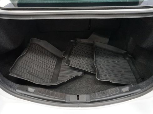 Used 2018 Ford Fusion SE w/ Fusion SE Technology Package FWD image 48