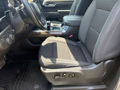 Used 2023 Chevrolet Silverado 1500 RST AWD/4WD image 10