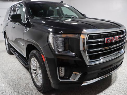 Used 2022 GMC Yukon SLT w/ SLT Premium Package AWD/4WD image 5