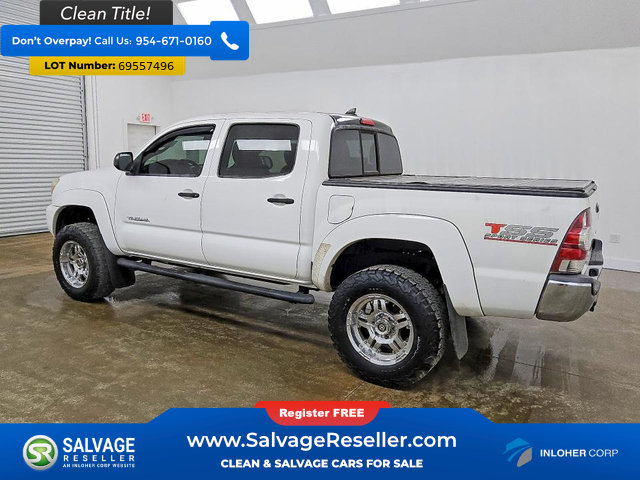 Used 2015 Toyota Tacoma PreRunner w/ SR5 Package RWD image 3