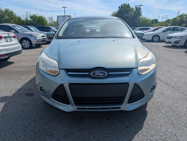 Used 2012 Ford Focus SE FWD image 2