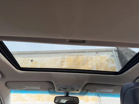 Used 2016 Toyota Avalon XLE Premium image 17