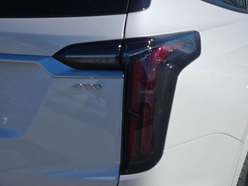 New 2025 Cadillac XT6 Sport image 12