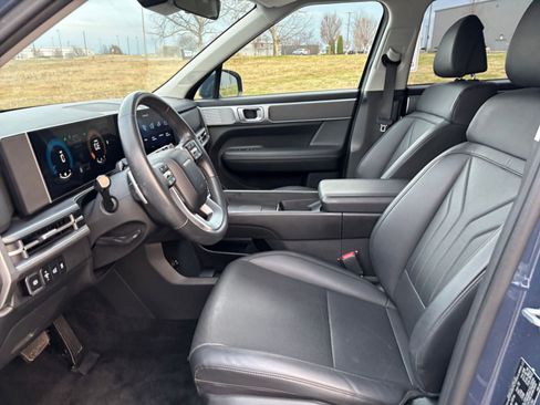 Used 2025 Hyundai Santa Fe SEL image 29