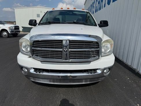 Used 2009 Dodge Ram 3500 Truck SLT w/ Popular Equipment Group RWD image 3