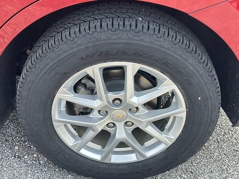 Used 2022 Chevrolet Equinox LT FWD image 16