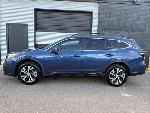 Used 2020 Subaru Outback Limited w/ Popular Package #2 AWD/4WD image 6