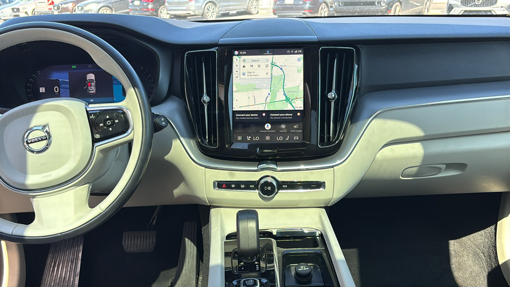Certified 2024 Volvo XC60 B5 Core w/ Climate Package AWD/4WD image 6