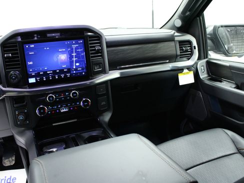 New 2025 Ford F150 Lariat w/ Equipment Group 502A High image 19