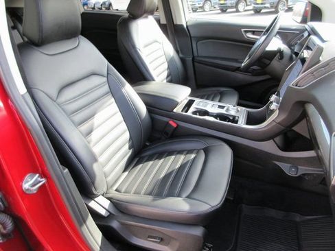 Used 2024 Ford Edge SEL w/ Convenience Package image 31