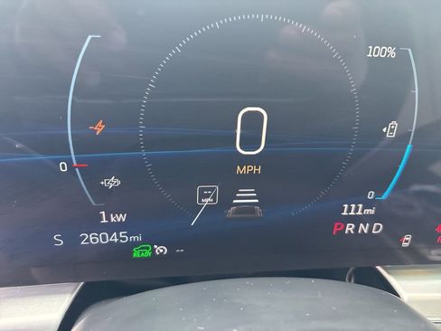 Used 2024 Cadillac Lyriq Luxury image 17