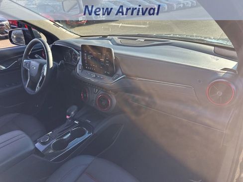 Certified 2025 Chevrolet Blazer RS image 7