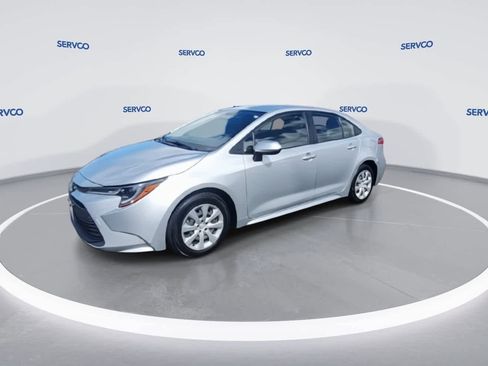 Used 2023 Toyota Corolla LE image 5