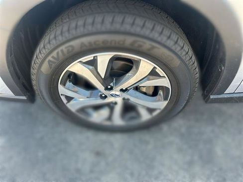 Used 2022 Subaru Outback Limited image 42