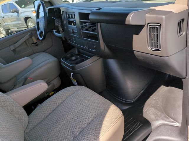 New 2026 Chevrolet Express 2500 RWD image 27