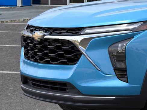 New 2026 Chevrolet Trax LT w/ Driver Confidence Package FWD image 13