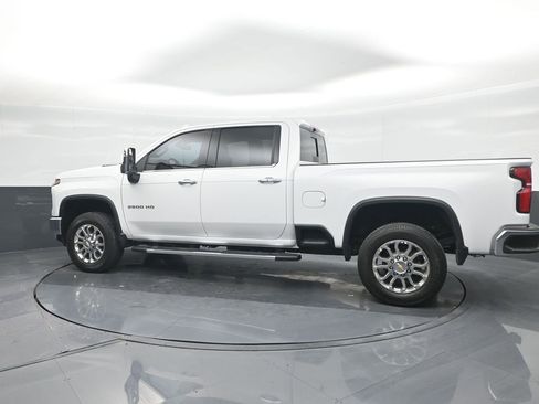 Used 2025 Chevrolet Silverado 3500 LTZ w/ LTZ Convenience Package image 28