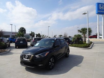 Used 2019 Nissan Kicks SR