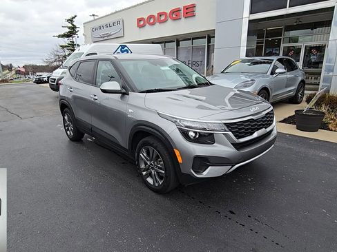 Used 2022 Kia Seltos LX image 1