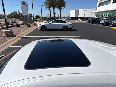 Used 2023 BMW i4 eDrive35 w/ Premium Package RWD image 10