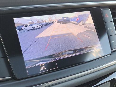 Used 2023 Buick Enclave Essence w/ Experience Buick Package image 20