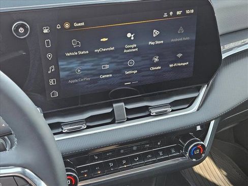 New 2026 Chevrolet Equinox LT w/ Convenience Package II FWD image 13