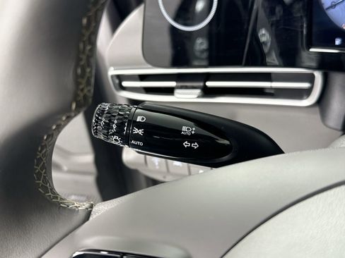 Used 2022 Hyundai Elantra SEL w/ Convenience + Premium Package image 17