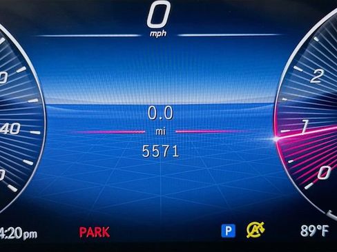 Certified 2025 Mercedes-Benz GLA 250 4MATIC image 12