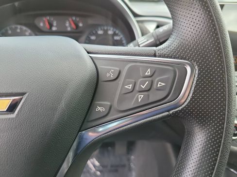 Used 2023 Chevrolet Malibu LT FWD image 24