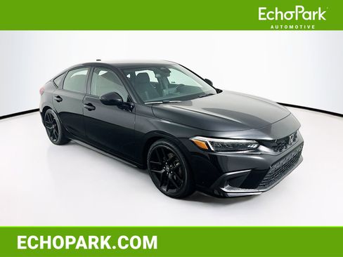 Used 2024 Honda Civic Sport image 1