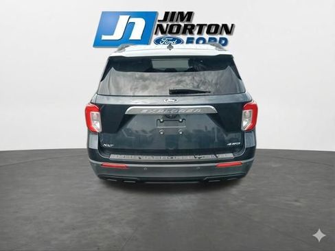 Used 2022 Ford Explorer XLT AWD/4WD image 8