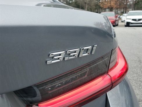 Used 2024 BMW 330i Sedan image 8