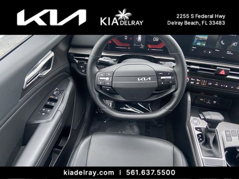 Used 2026 Kia Sportage EX w/ EX Panorama Roof Package image 11