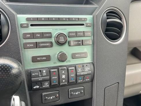 Used 2010 Honda Pilot EX-L image 5
