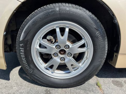 Used 2010 Toyota Prius Five image 24