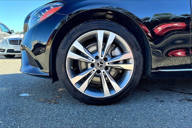 Used 2021 Mercedes-Benz C 300 4MATIC Sedan image 5