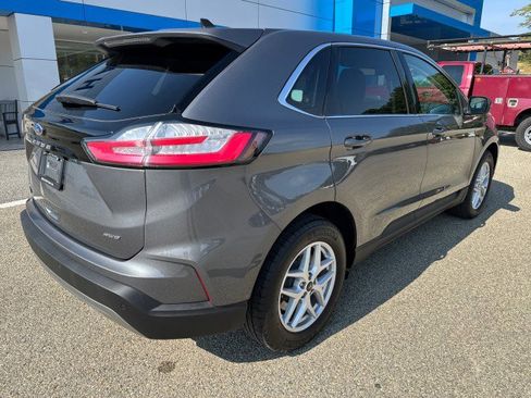 Used 2024 Ford Edge SEL image 5