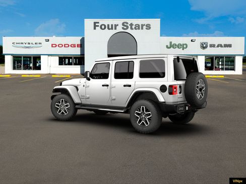 New 2026 Jeep Wrangler Unlimited Sahara AWD/4WD image 4