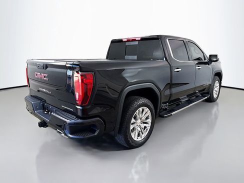 Used 2025 GMC Sierra 1500 Denali image 7