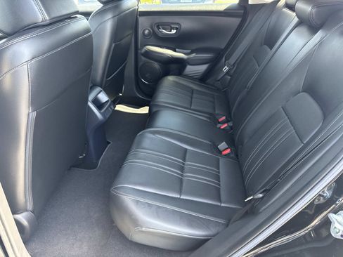 Certified 2023 Honda HR-V EX-L image 28