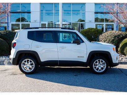 Used 2023 Jeep Renegade Latitude w/ Premium Group