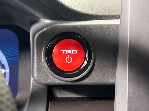 Used 2025 Toyota Tacoma TRD Off-Road AWD/4WD image 23