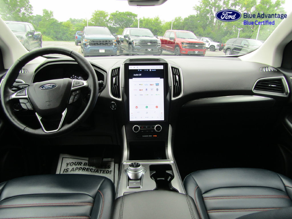 Used 2024 Ford Edge SEL w/ Sport Appearance Package AWD/4WD image 4