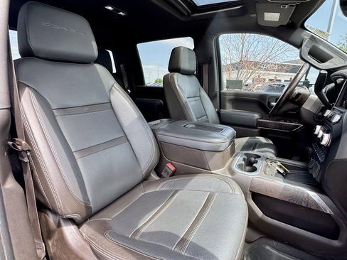 Used 2022 GMC Sierra 2500 Denali w/ Technology Package AWD/4WD image 13