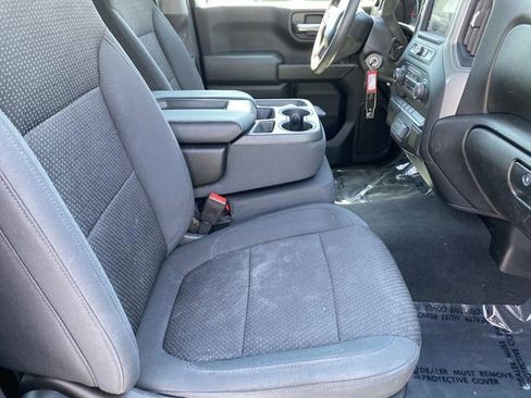 Used 2021 Chevrolet Silverado 1500 Custom AWD/4WD image 17