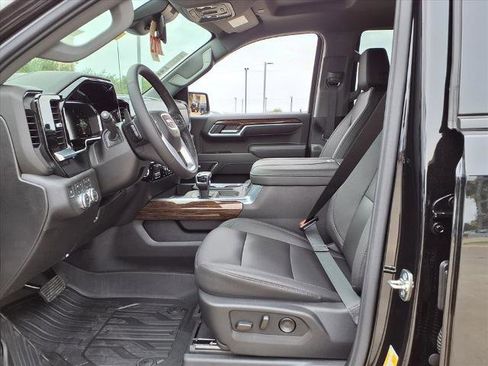 New 2026 GMC Sierra 1500 Elevation w/ Elevation Premium Package image 18